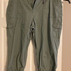 Cropped utility pant